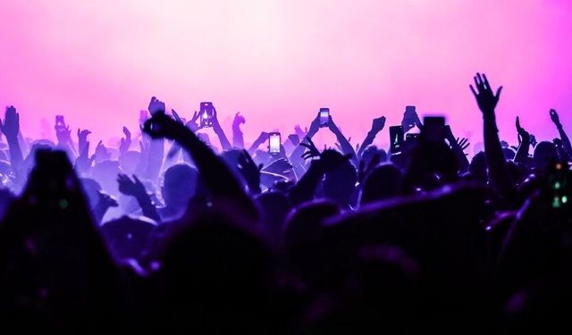 Unutulmayan şarkılar Zorlu PSM’de sahnelenecek