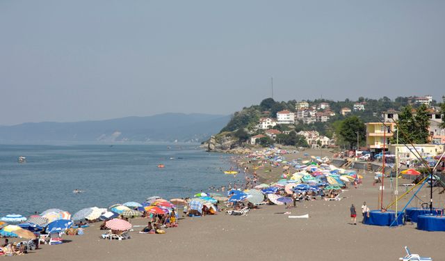 Batı Karadeniz’de kuvvetli fırtına: Rüzgâr 9 kuvvete çıkacak