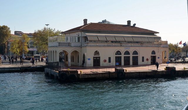 Alara Noyan Trio bu akşam Kadıköy’de ücretsiz sahne alacak